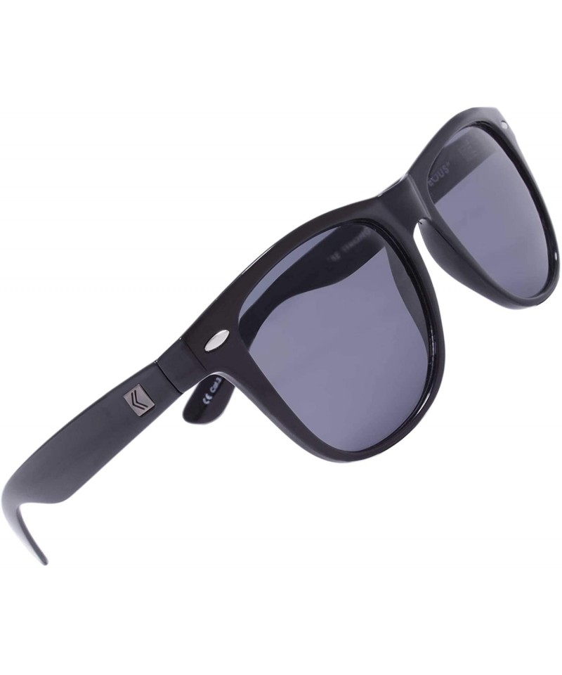 Men's oval sunglasses