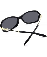 Oversized Women's Fashion Classic Polarized Anti-glare UV Protection Driving Sunglasses - Black Frame Gray Lens - CH18SDWTXLG...